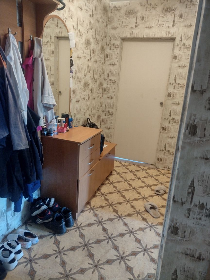 Продам 3х ком.кв 6 етаж- 9 поверхівки на Автотехнікумі