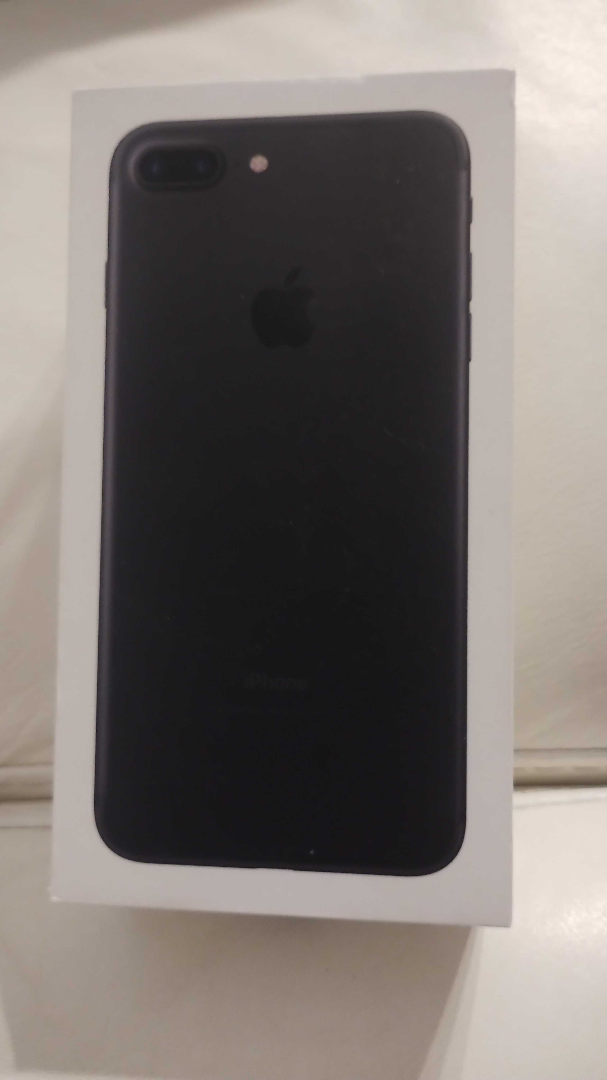 iPhone 7 plus (A1784) 32gb czarny bez simlocka