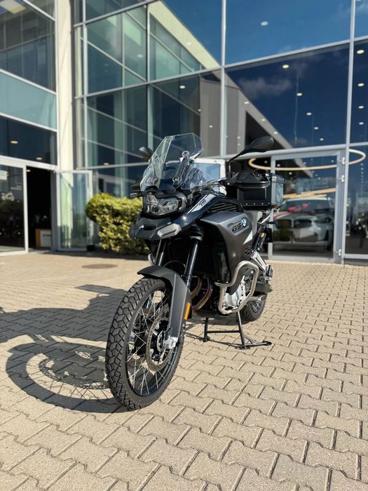 BMW GS F 850 GS Triple Black 2022, stan idealany, kufry.