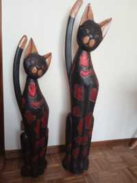 Gatos decorativos