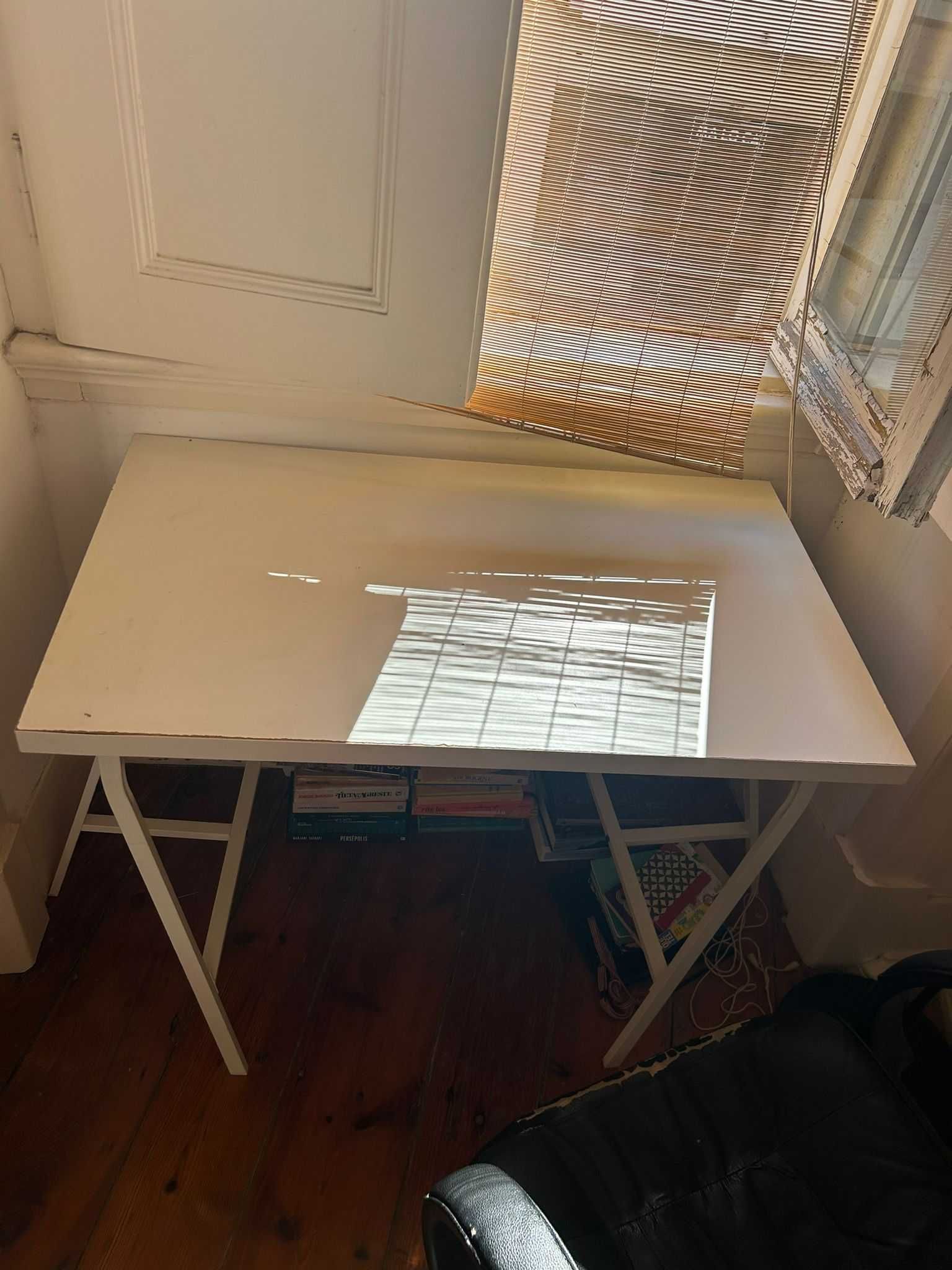 Cadeira gamer + mesa de trabalho