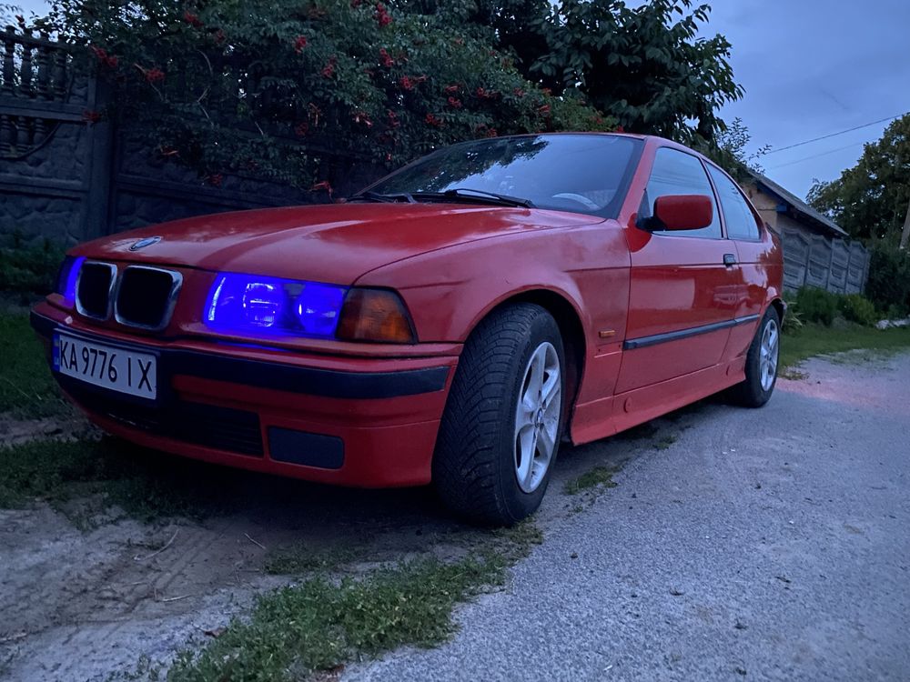 BMW e36 compact 1.8 1997г.