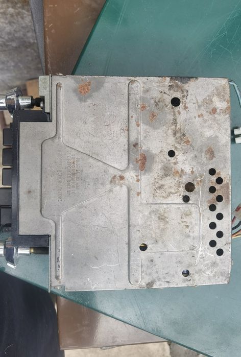 Rádio Ford Antigo anos 70/80