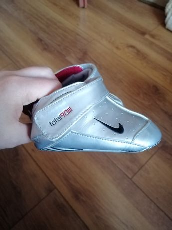 Niechodki Nike dla chłopca 19, 5