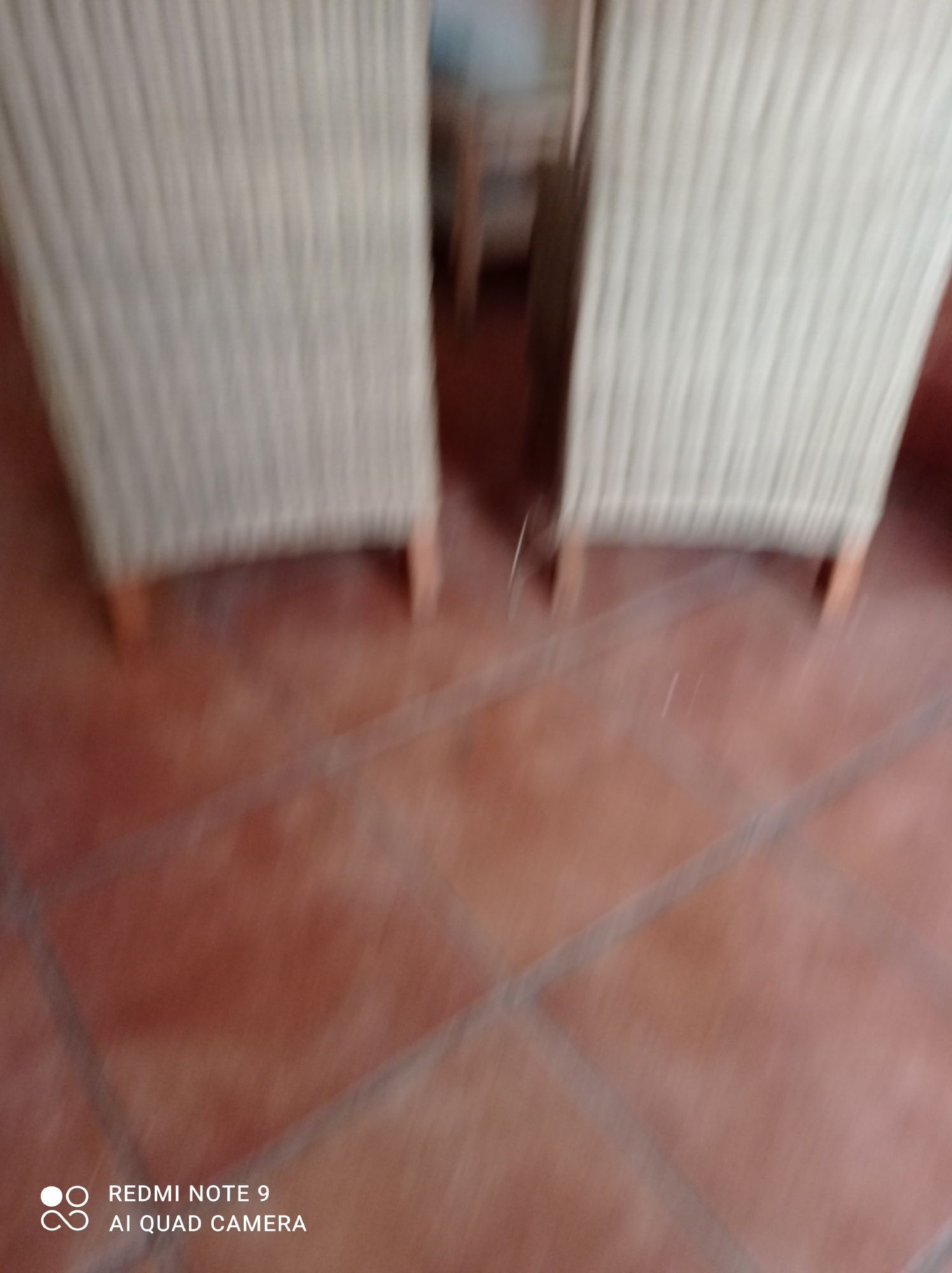 Krzesło rattanowe brązowe