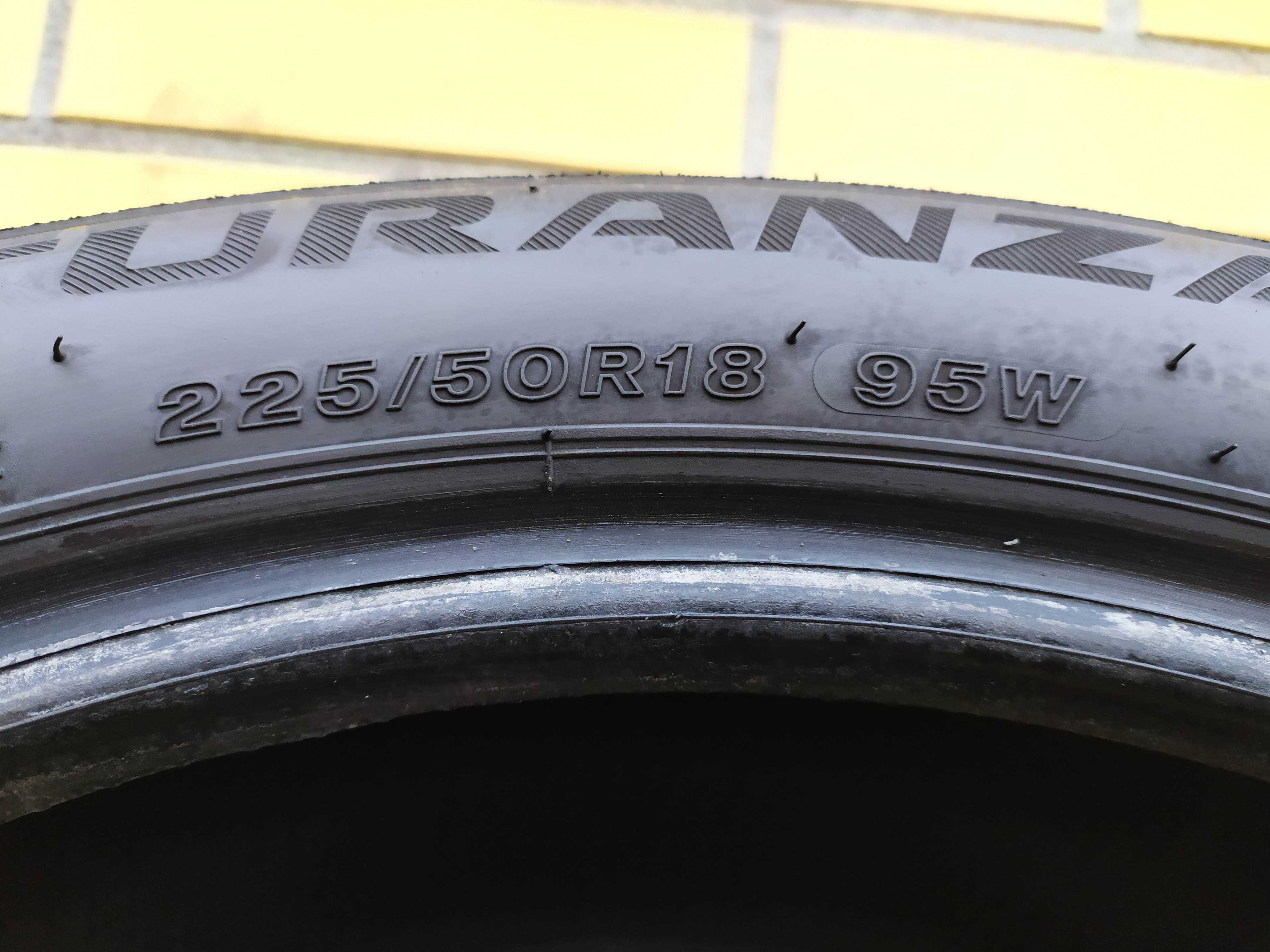 Opony lato 225/50R18 95W 4 szt po 7 mm Bridgestone Turanza T001 - 2019