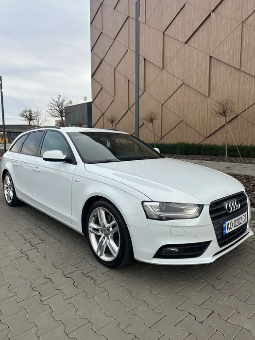 Продам автомобіль audi a4 sline