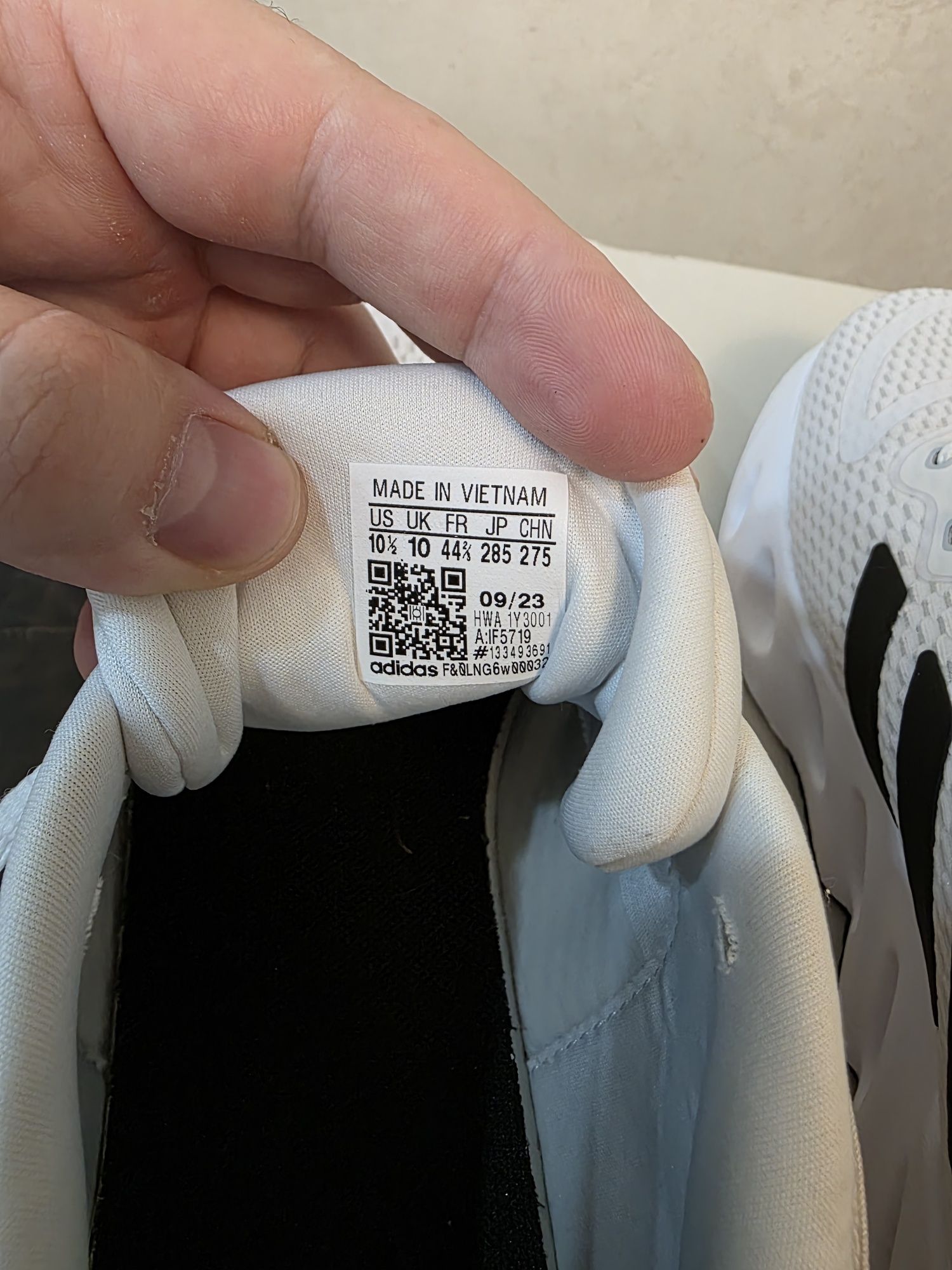 Кроссовки adidas Оригинал