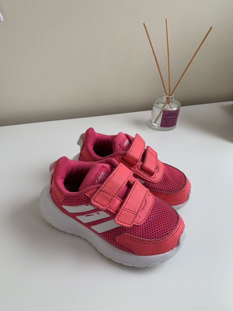 Кросівки adidas 23 р