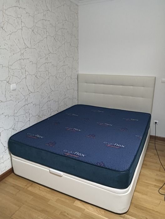 Cama de casal 200x160