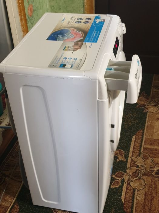 Стиральная машинка Канди на 7 кг.Загрузки.