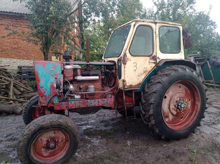 Трактор ЮМЗ-6АКЛ