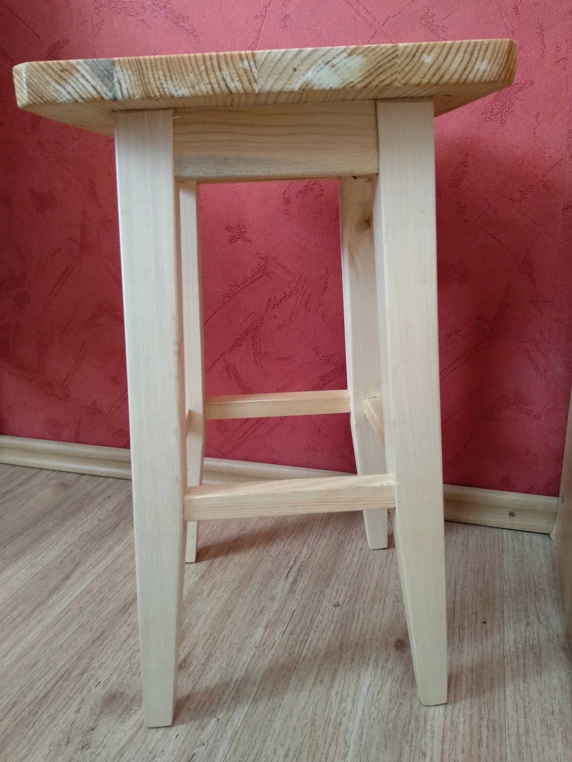 Stołek Taboret wysoki drewniany buk ręcznie robiony 28x28x47