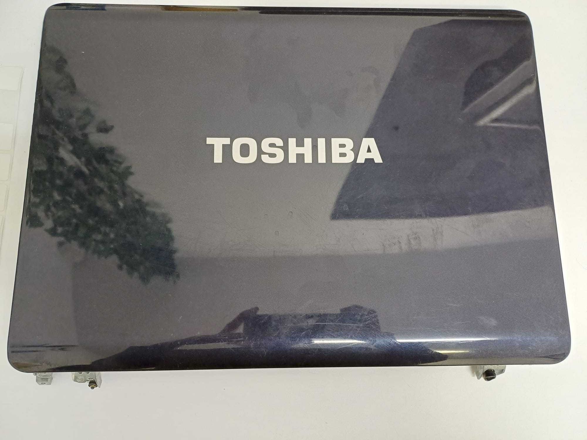 Klapa matrycy do laptopa Toshiba Satellite A200-1CR.