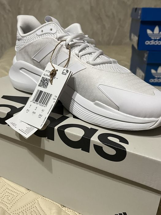 Кросівки Adidas Alphaedge+