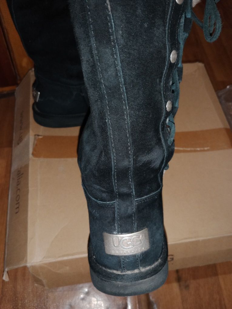 Зимові жіночі чоботи ,UGG розмір 37