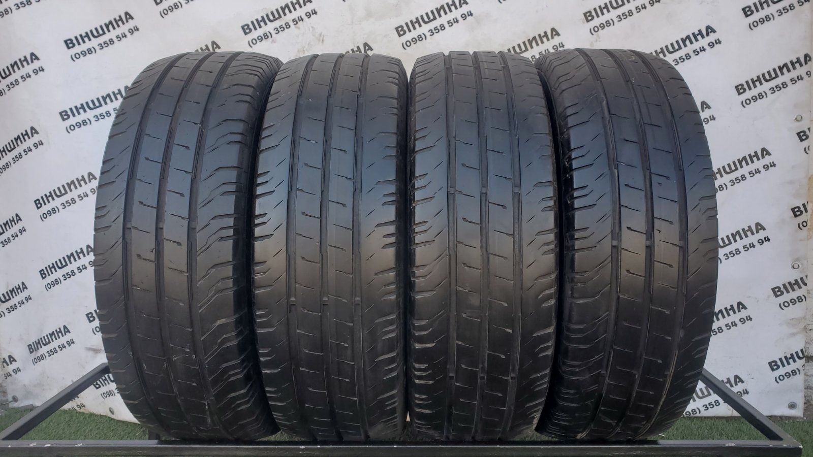 Шини 215/60 R 17C Continental ContiVanContact 200. Колеса склад.