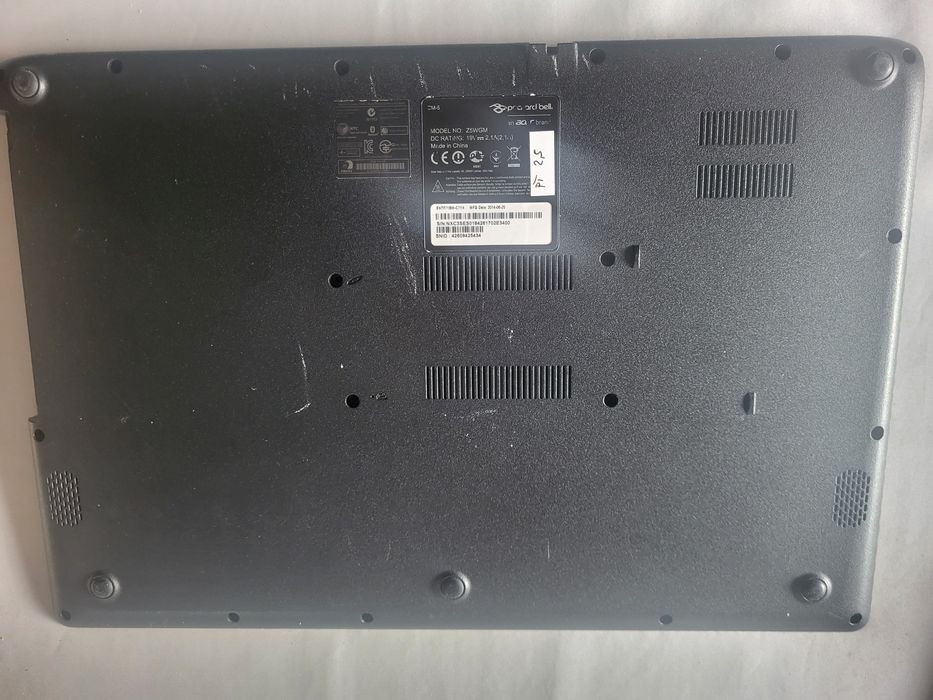 Sprzedam dolną obudowę do Laptopa Acer Packard Bell Z5WGM