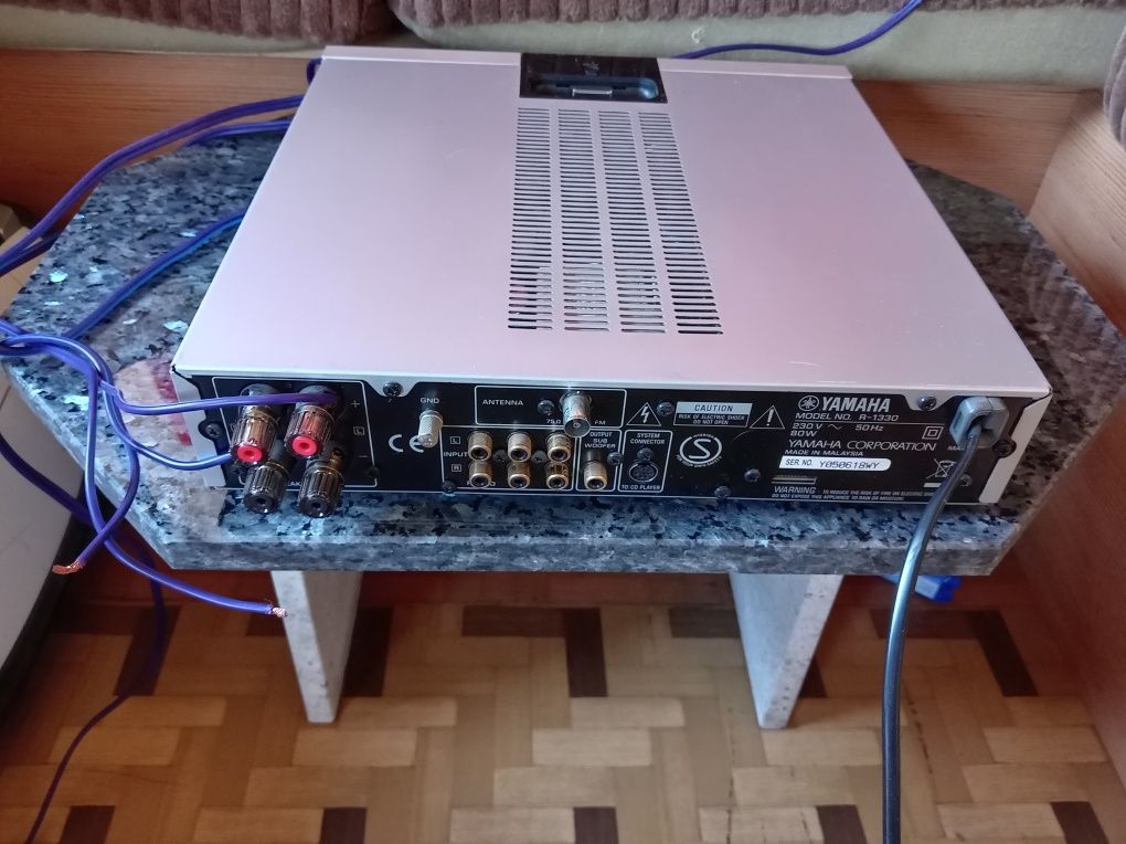 Wieża stereo YAMAHA R-1330