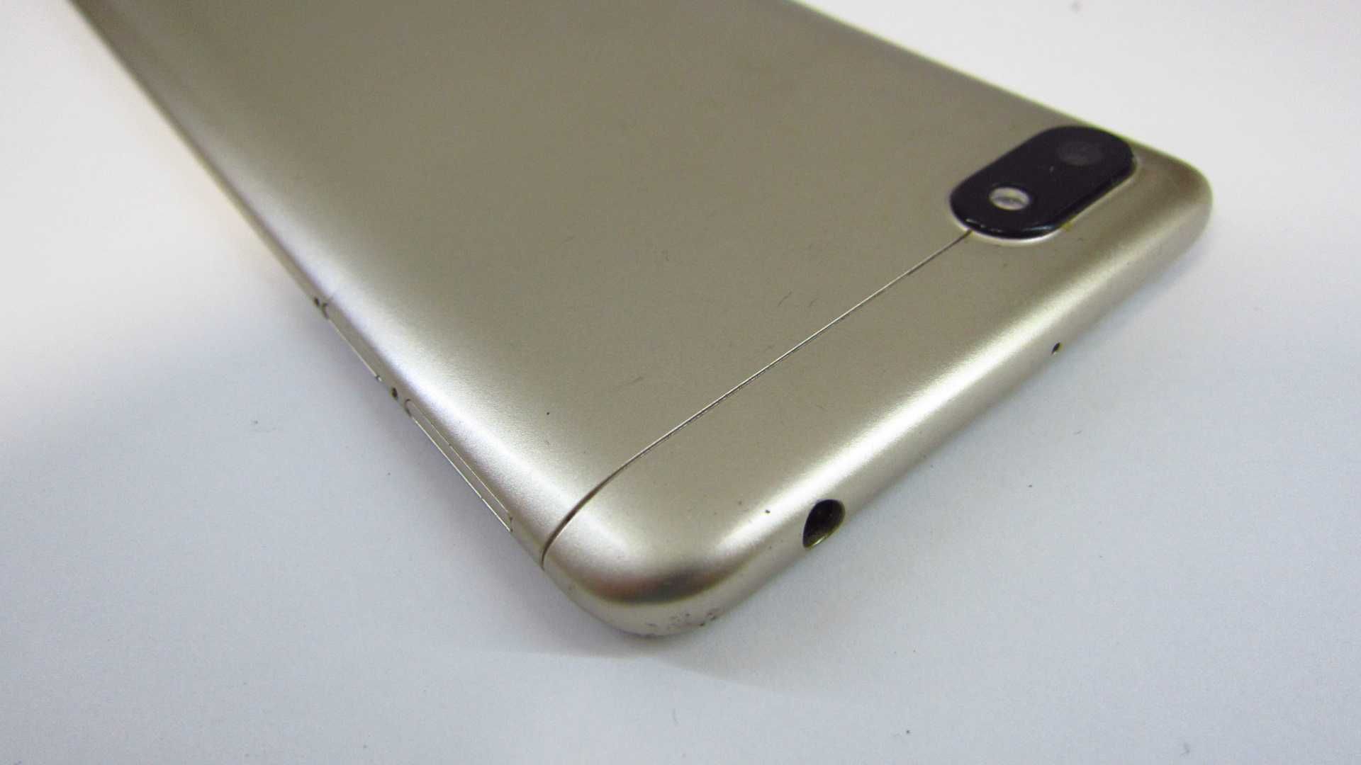 Xiaomi Redmi 6A Gold Оригинал! 2/16
