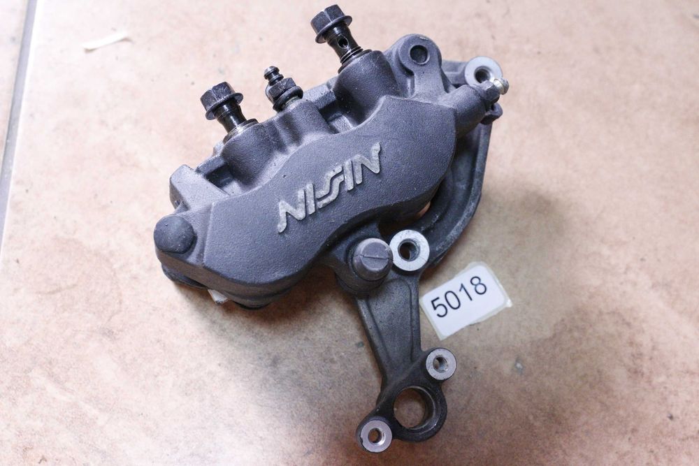 5018 Zacisk hamulcowy przedni prawy Honda Goldwing GL 1800 |01-05