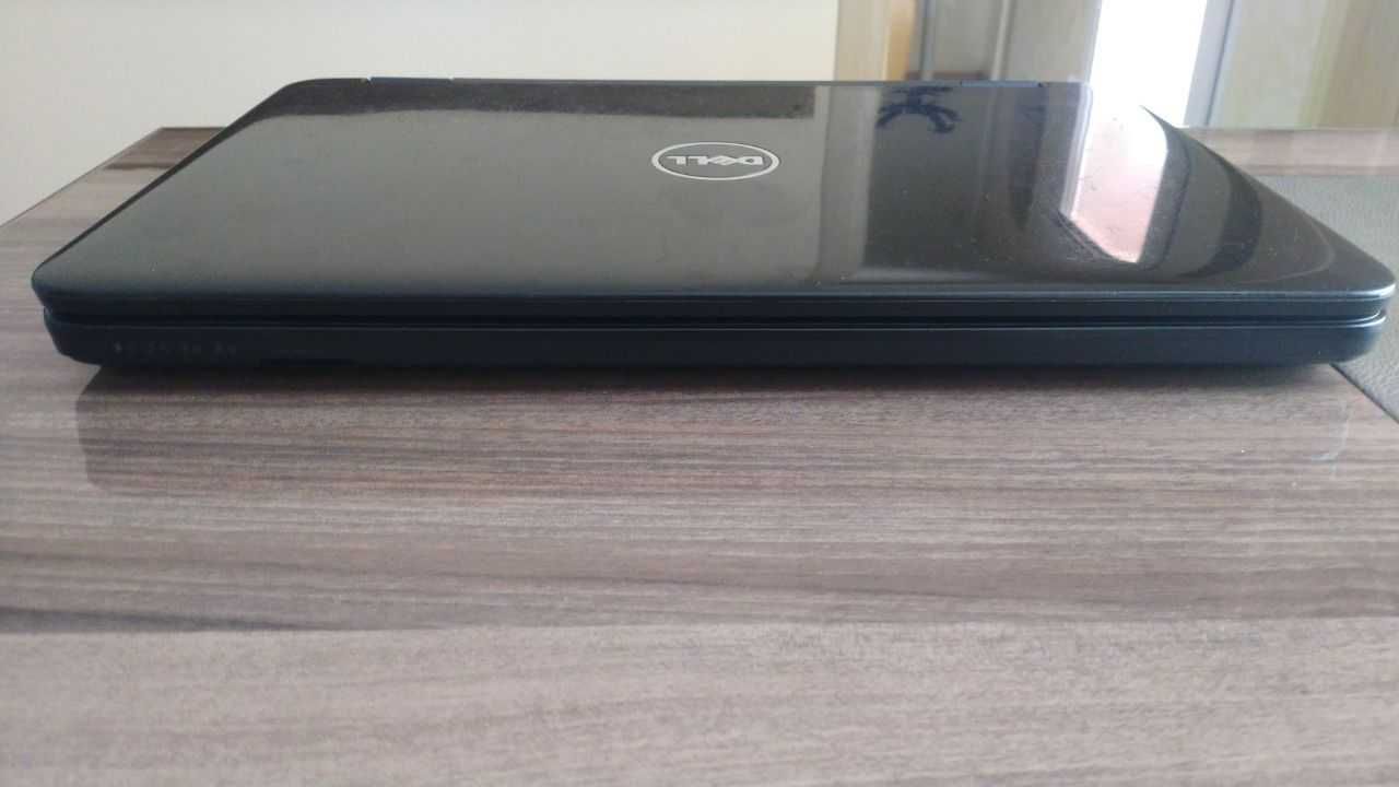 Ноутбук i5 Dell Inspiron 3520