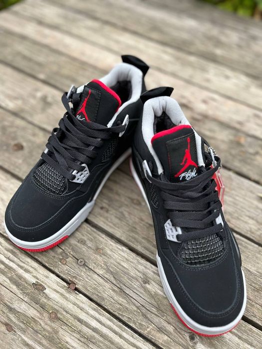 РОЗПРОДАЖ  Nike Air Jordan Retro 4tm (42; 45 розмір)