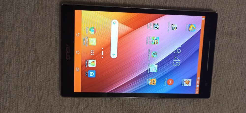 Планшет я Asus ZenPad 8.0
