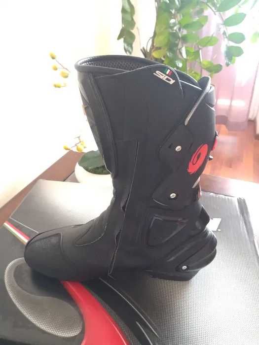SIDI VERTIGO- obuwie sportowe motobike SIDI VERTIGO, czarno-czerwone