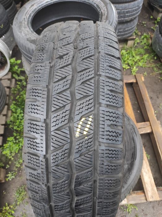 Шины 205/65R16C. всесезонные