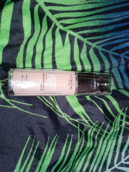 Fluid L'Oreal nowe z plombą!!!