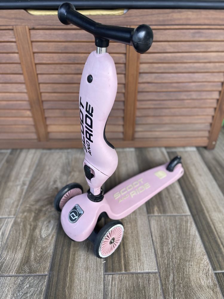 Hulajnoga jezdzik 2w1 Scoot And Ride