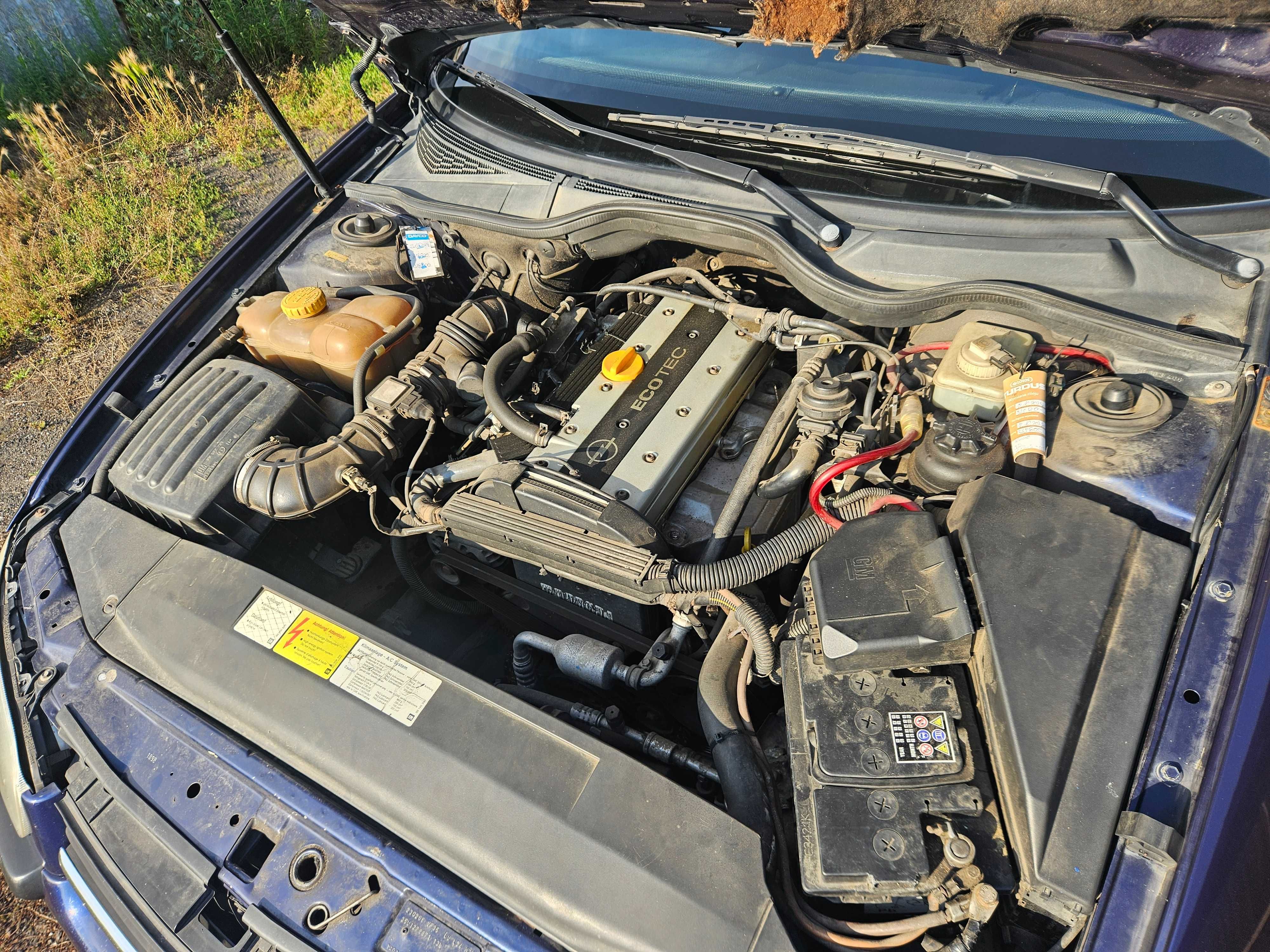 Opel Omega 2.0 16V Sport