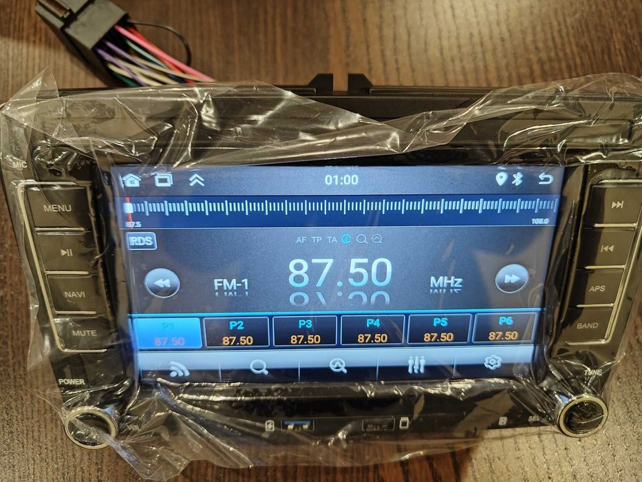 Rádio 2 DIN Android VW Golf/Passat/Polo/Seat/Sirocco + carplay