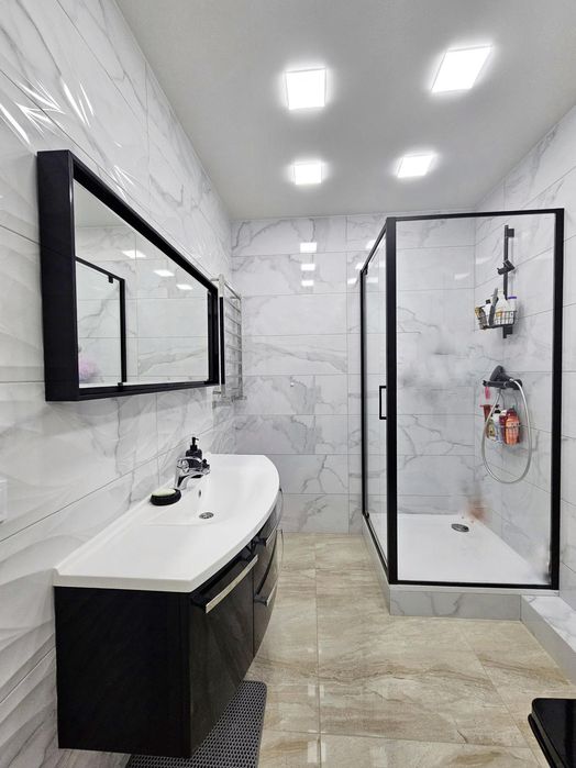 Продаж великої 3к квартири для сім'ї, з гаражем