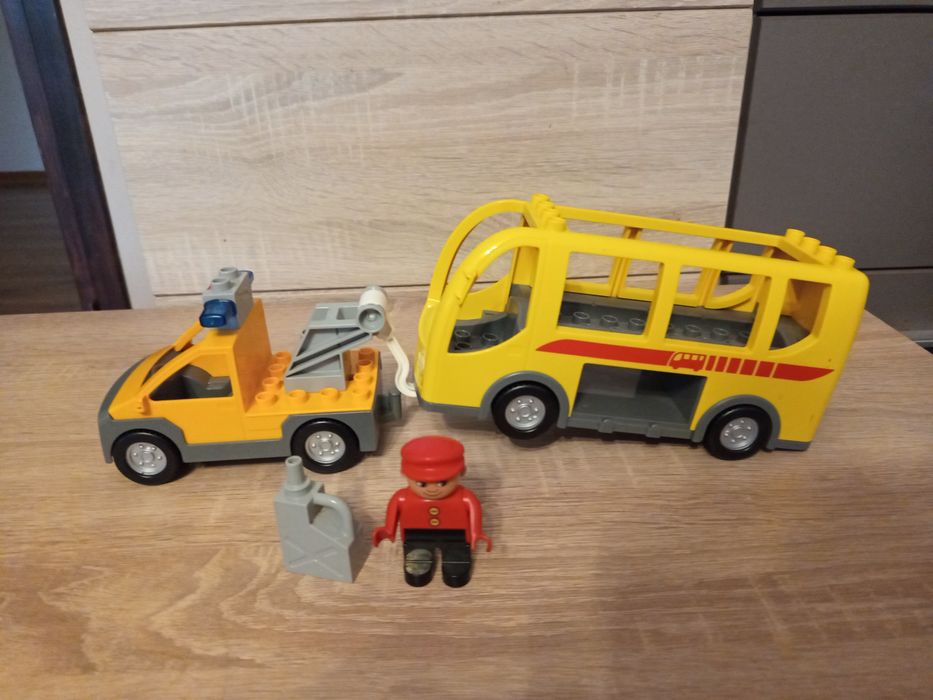 Holownik autobus LEGO Duplo pomoc drogowa
