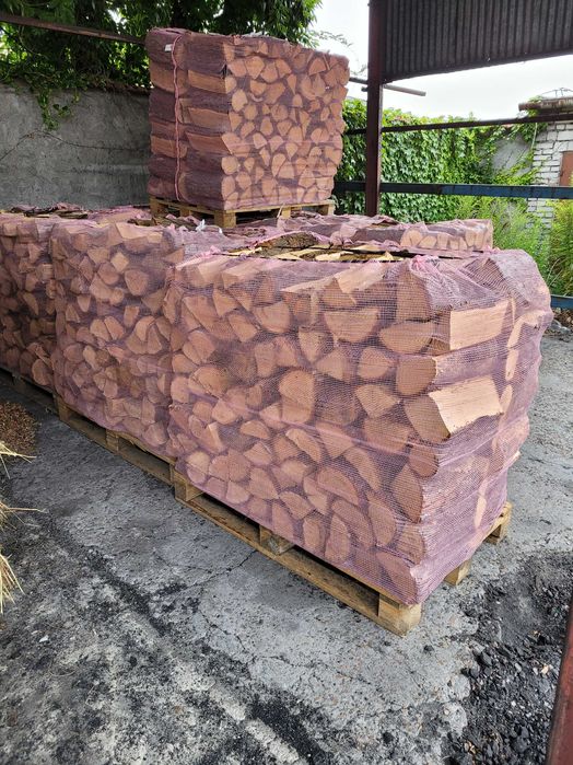 Drewno opałowe i kominkiowe- buk i dąb