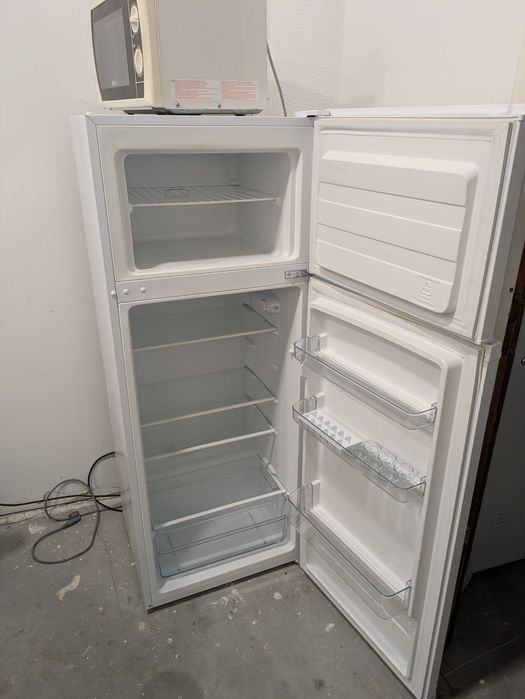 Frigorífico confortec 260 w modelo C F