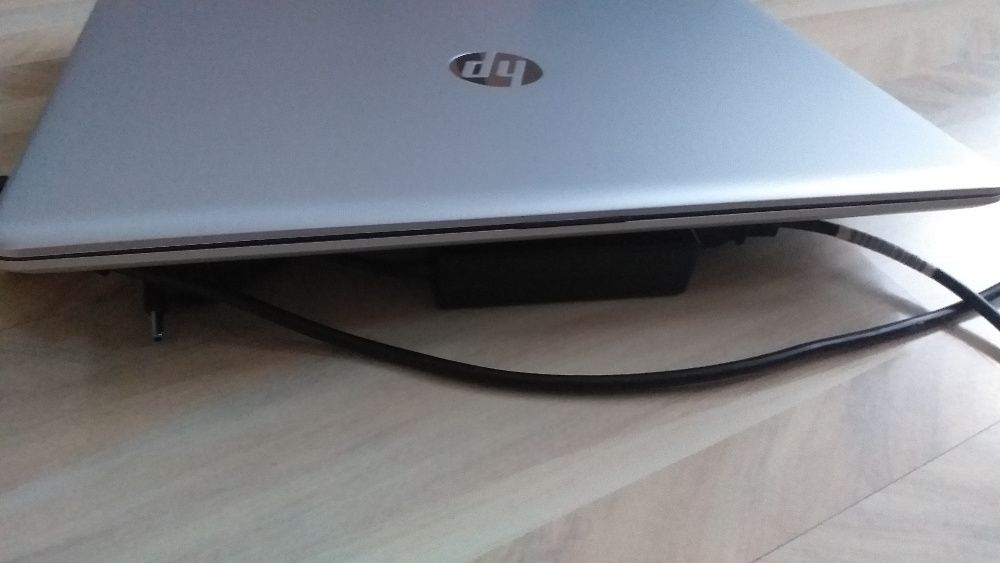 Laptop HP -stan bardzo dobry