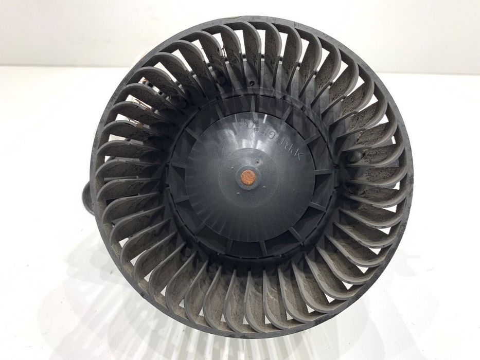 DMUCHAWA NAWIEWU - 50.00 PLN - AUDI A4 B7 Avant (8ED) 2004 - 2008 2.0 TDI 16V 103 kW [140 KM] olej