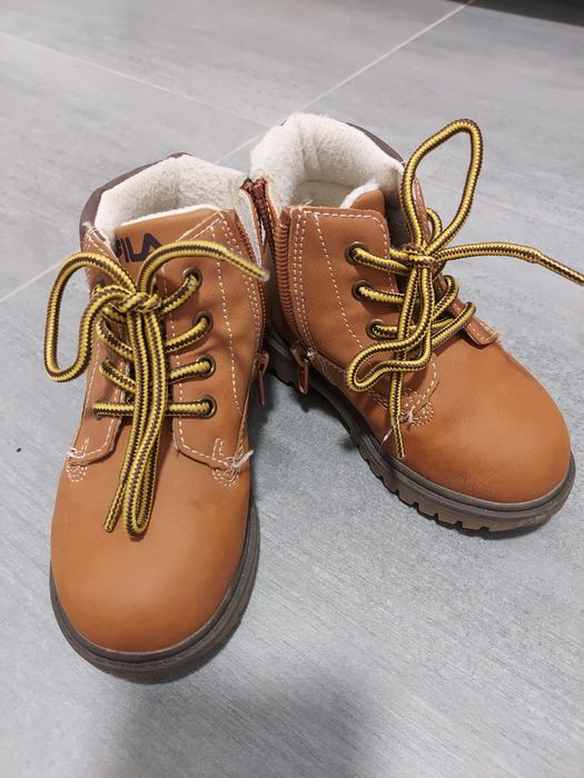 Zimowe buty dziecięce