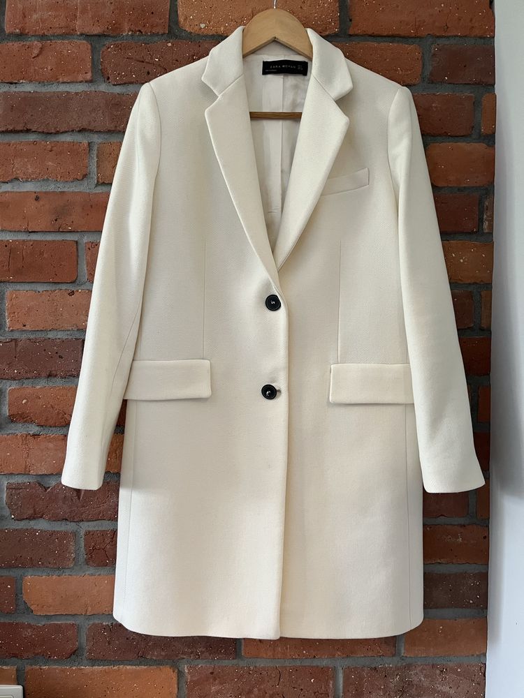 Elegancki wełniany plaszcz Zara 38