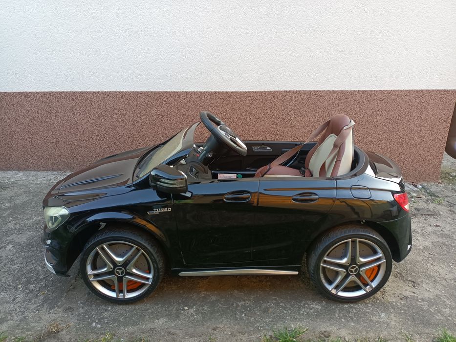 Mercedes na akumulator