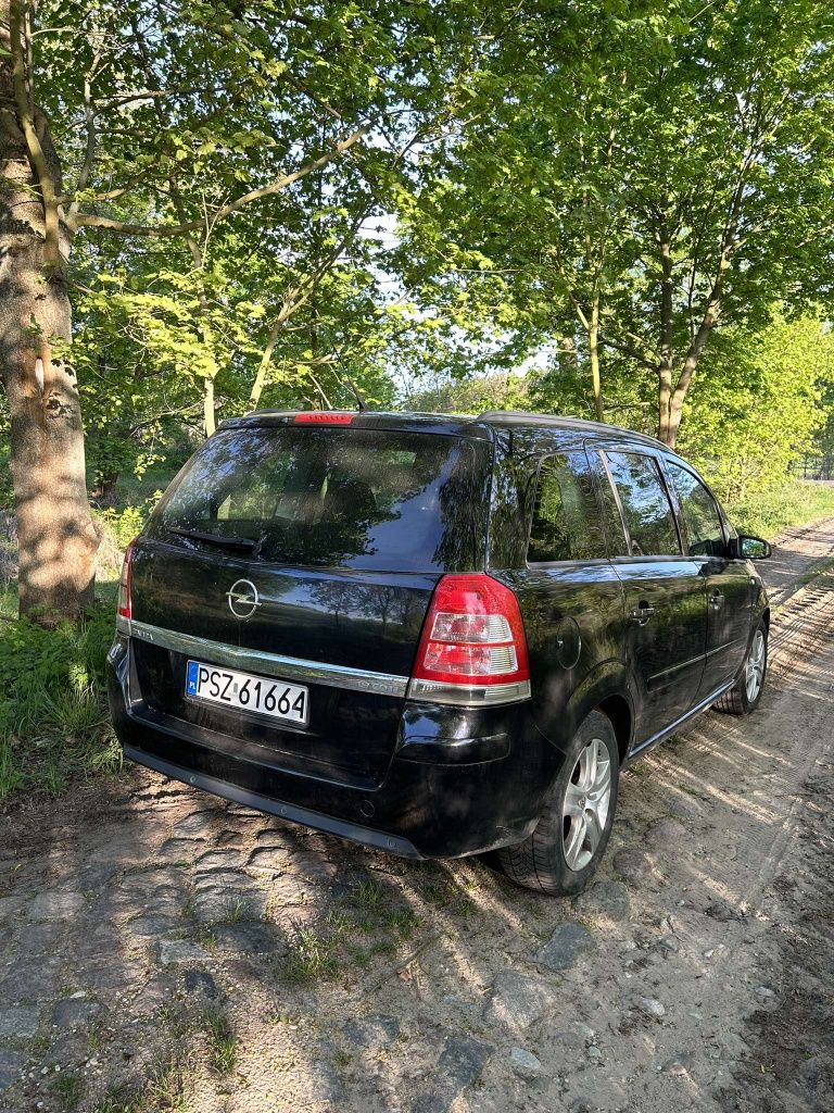 Opel Zafira 1.9 cdti Zamiana