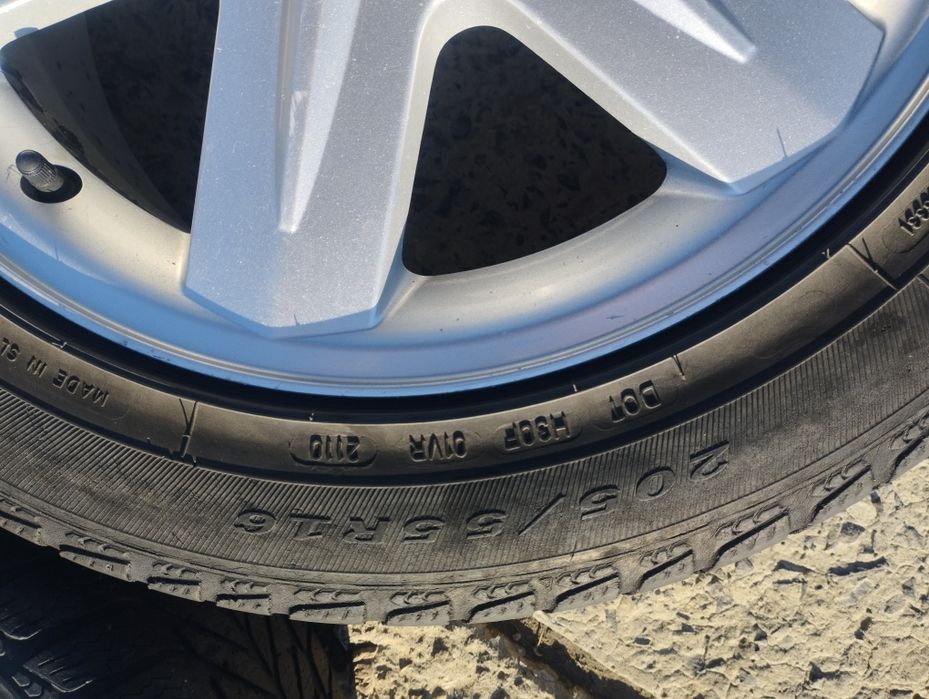 Koła felgi alufelgi RENAULT Laguna 16" 5x108 z opony DĘBICA 205/55 R16