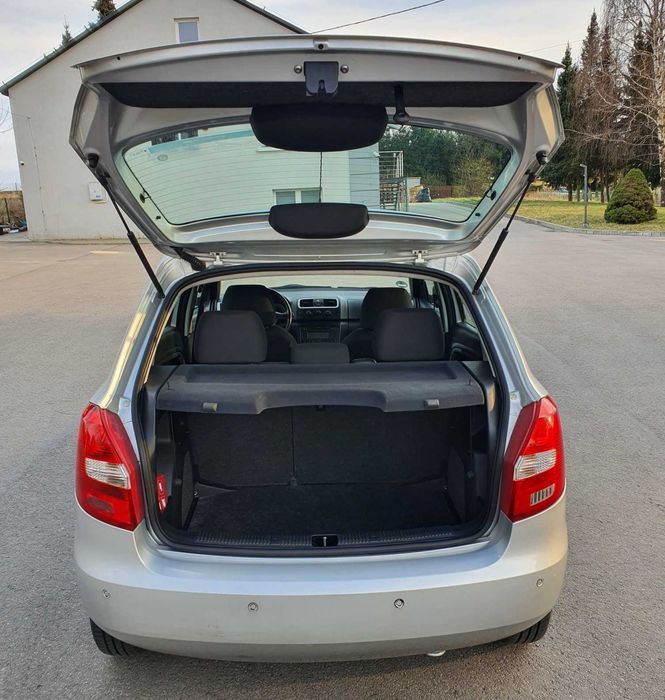 Škoda Fabia 1.4 16V klima radio podgrzewane fotele elektryczne szyby