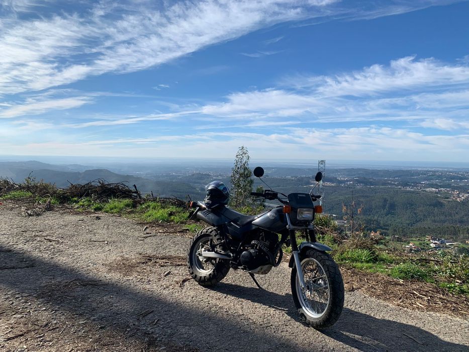 Mota Yamaha TW 125