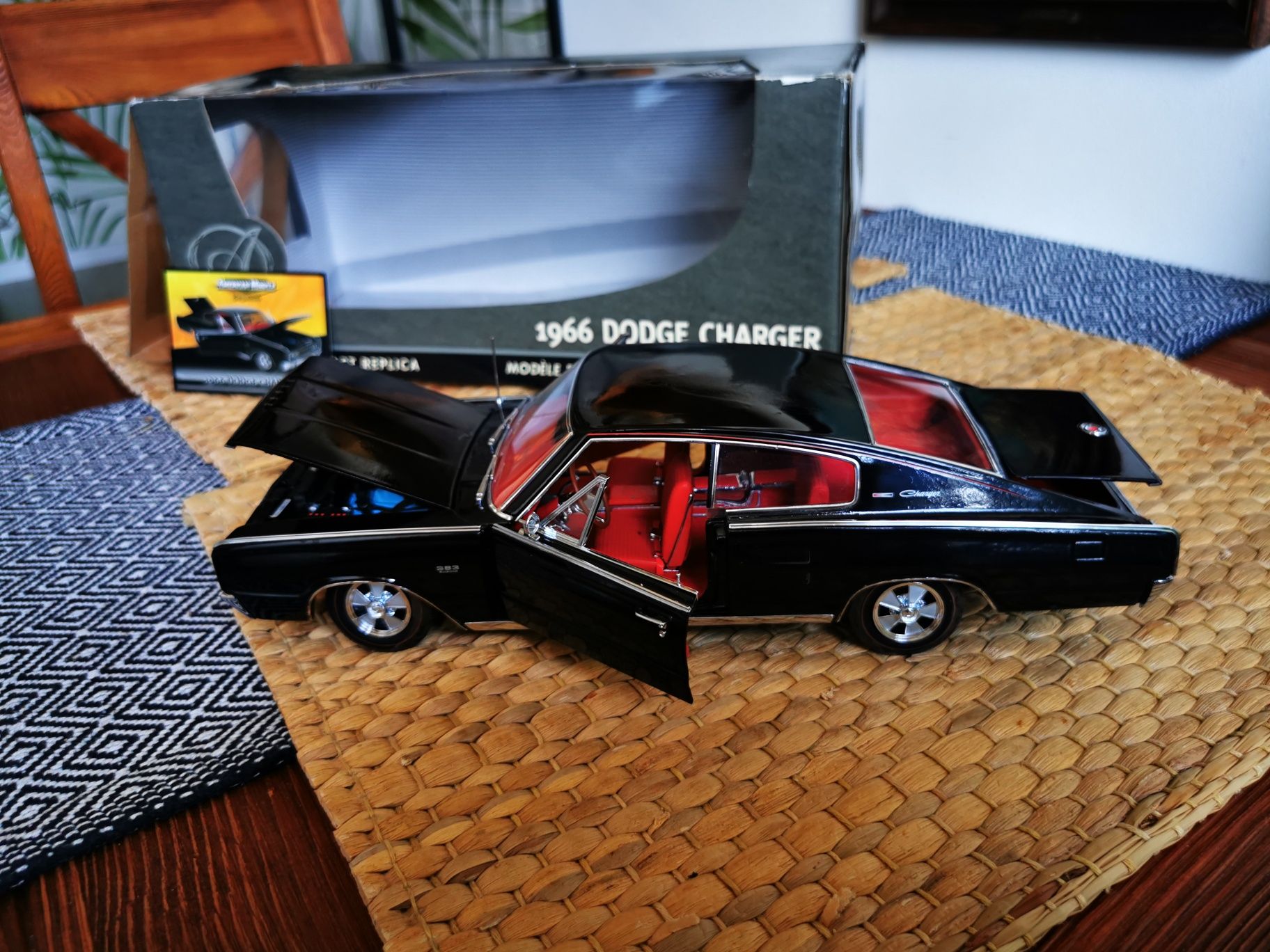1:18 1966 Dodge Charger
