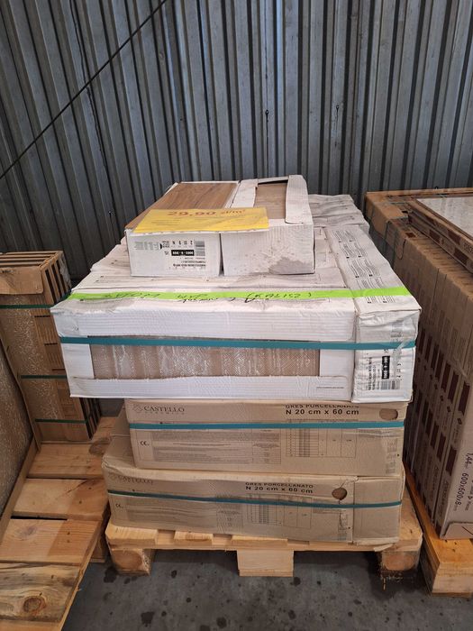 Płytka gresowa Wakefield brown wood 20x60 OUTLET PŁYTEK gat II