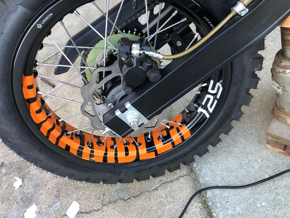 Vende-se Mota Bullit Gulf Black Edition